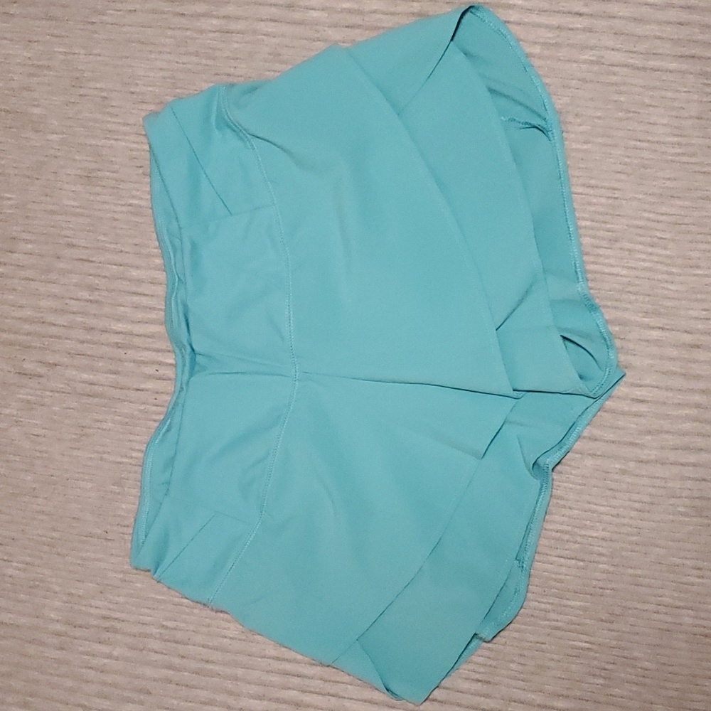 Calia by Carrie Underwood 3" shorts